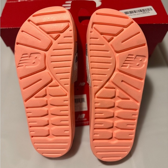 New Balance Women’s DynaSoft  200 V2 Slip-On Slide Sandal Pink Purple Size 8 New - Picture 2 of 4